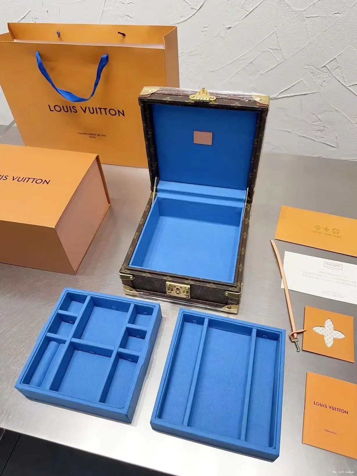 LV JEWELRY CUSTOM BOX 0612